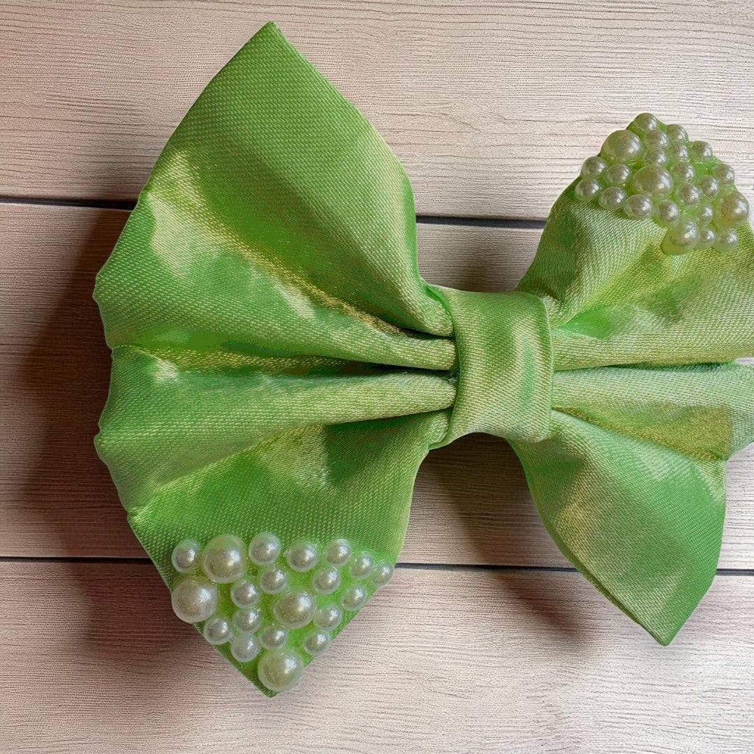 Pearl Bow (Parrot Green)